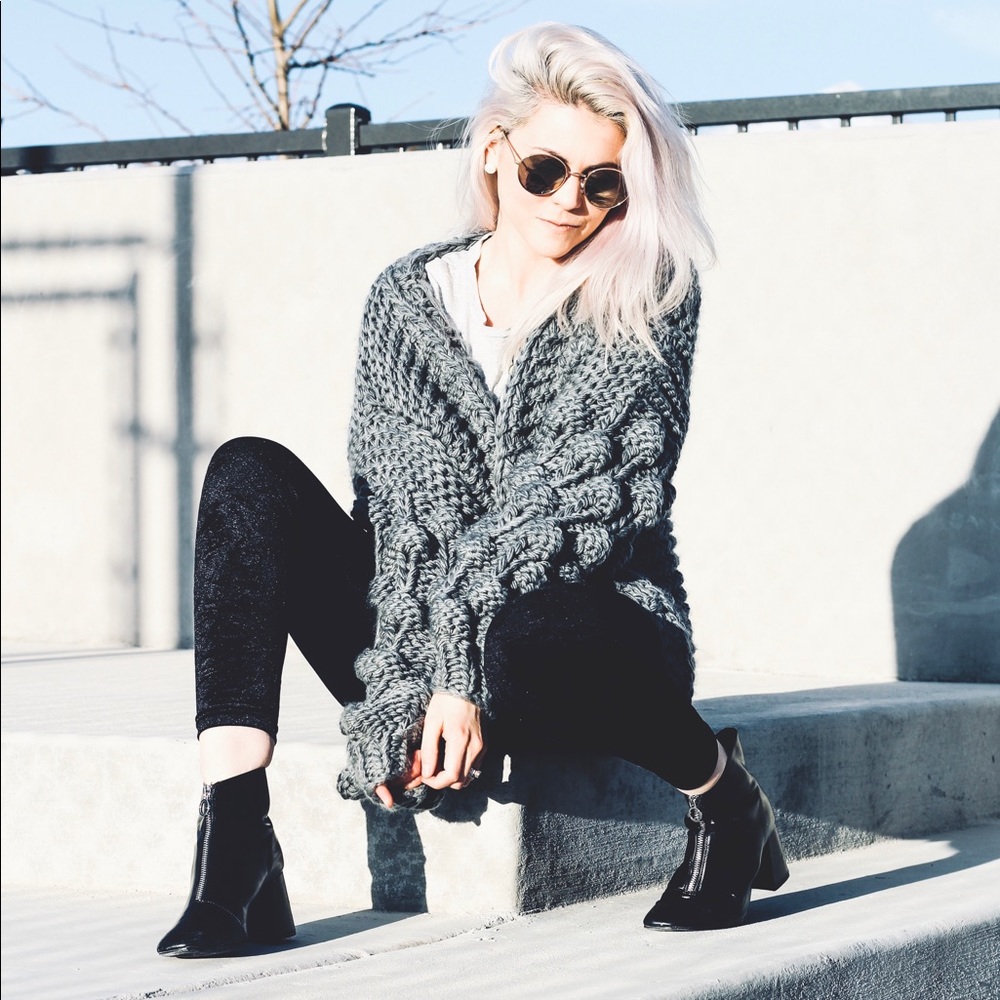 Lantern Ball Sleeve Knit Cardigan in Dark Gray